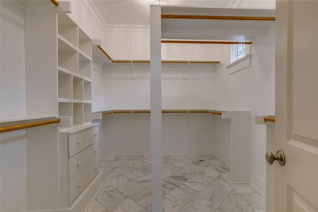 714 N Edgefield Avenue, Dallas, TX 75208