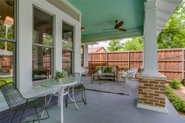714 N Edgefield Avenue, Dallas, TX 75208