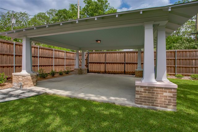 714 N Edgefield Avenue, Dallas, TX 75208