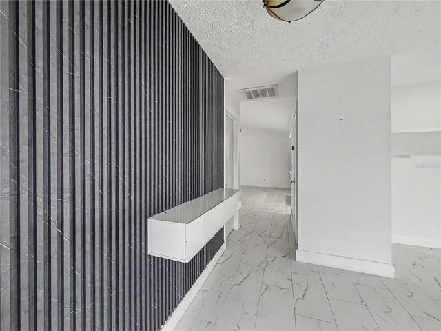 209 SW 42ND STREET, Cape Coral, FL 33914