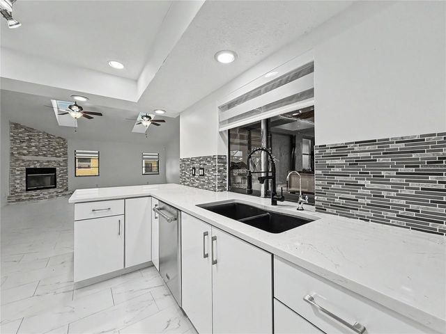 209 SW 42ND STREET, Cape Coral, FL 33914
