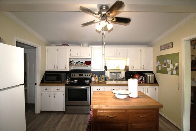 1967 Hopson Drive, Athens, TX 75752