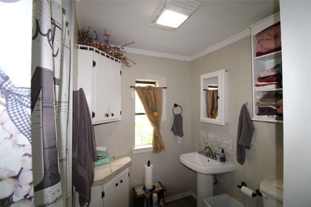 1967 Hopson Drive, Athens, TX 75752