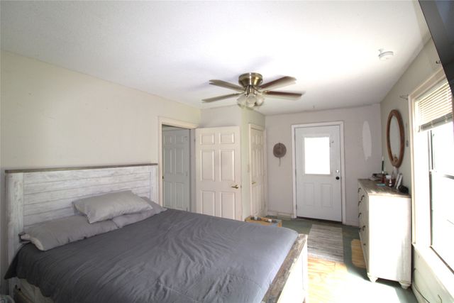 1967 Hopson Drive, Athens, TX 75752