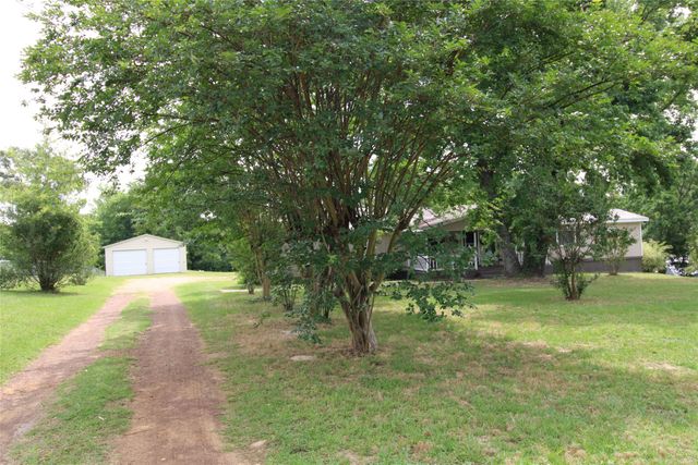 1967 Hopson Drive, Athens, TX 75752