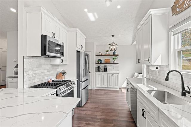 210 Magnolia Tree Court, Alpharetta, GA 30022