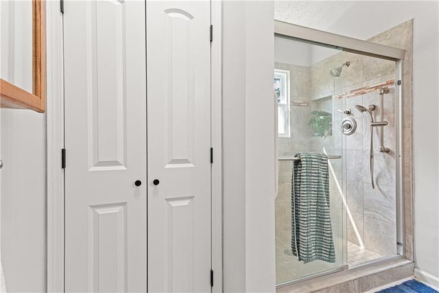 210 Magnolia Tree Court, Alpharetta, GA 30022