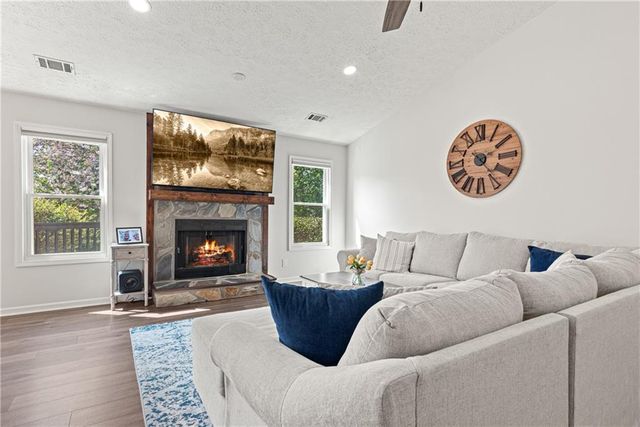 210 Magnolia Tree Court, Alpharetta, GA 30022