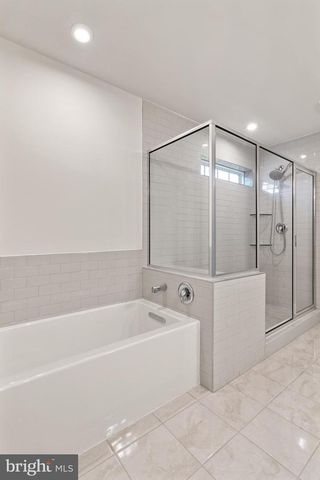 1527 MEADOWLARK GLEN RD, Dumfries, VA 22026