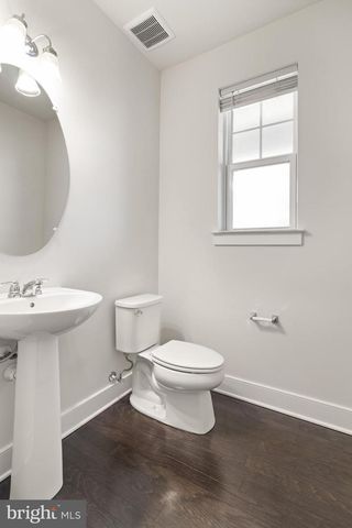 1527 MEADOWLARK GLEN RD, Dumfries, VA 22026