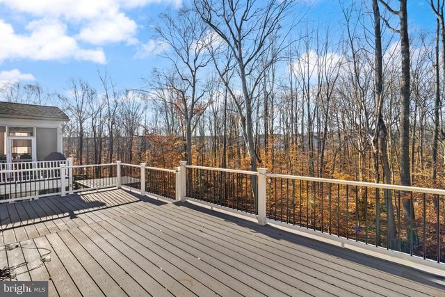 1527 MEADOWLARK GLEN RD, Dumfries, VA 22026