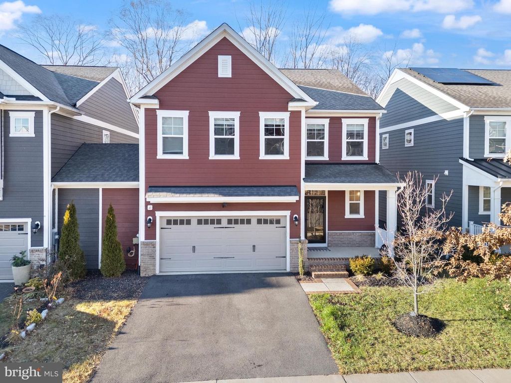 1527 MEADOWLARK GLEN RD, Dumfries, VA 22026