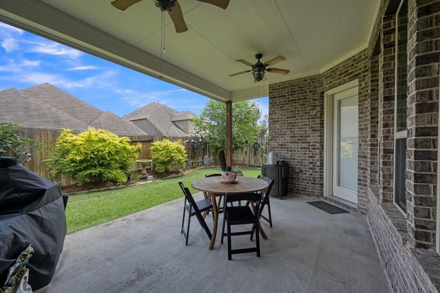 9411 Brannok Lane, Tomball, TX 77375