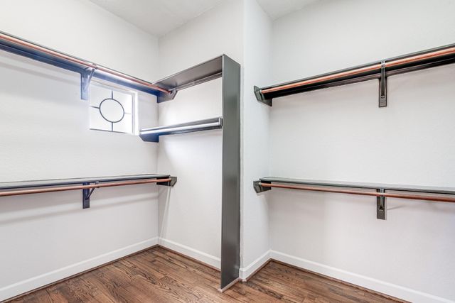 403 Harborside Way, Kemah, TX 77565