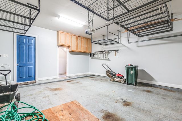 403 Harborside Way, Kemah, TX 77565