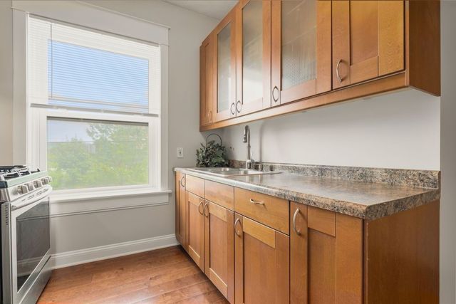 6102 S Kimbark Avenue 2W, Chicago, IL 60637