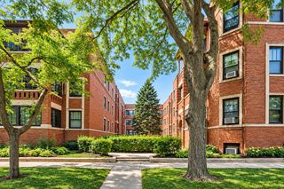 6102 S Kimbark Avenue 2W, Chicago, IL 60637