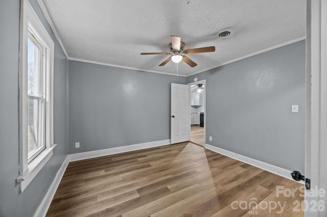 713 Second Street Place SW, Conover, NC 28613