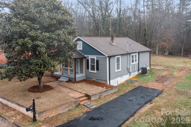 713 Second Street Place SW, Conover, NC 28613