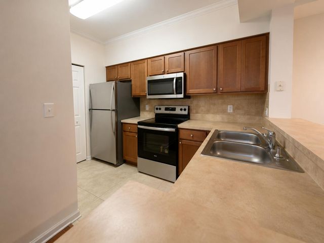 2210 Myrtlewood Circle E, Palm Beach Gardens, FL 33418