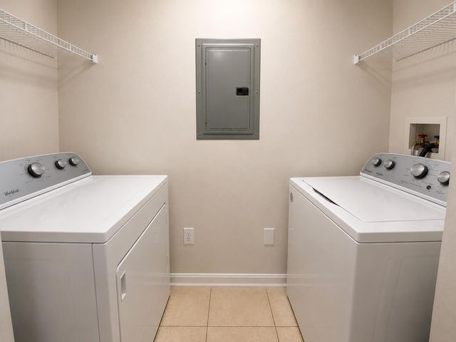 2210 Myrtlewood Circle E, Palm Beach Gardens, FL 33418