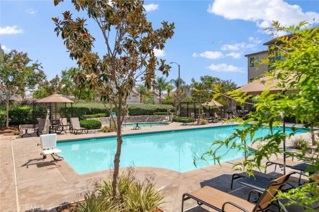 893 Tangelo Way 101, Corona, CA 92878