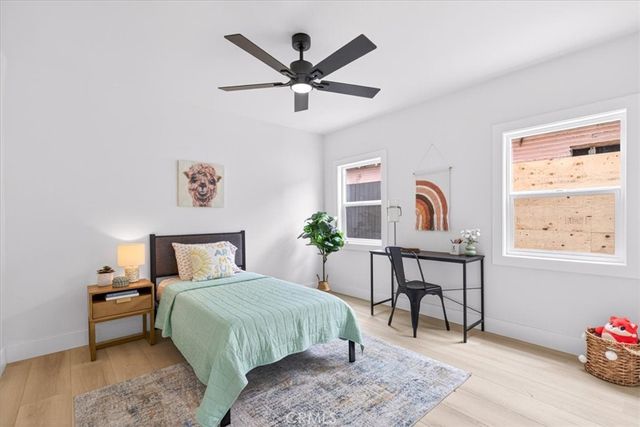 2430 S Cochran, Los Angeles, CA 90016