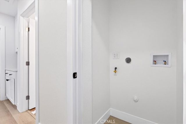 2430 S Cochran, Los Angeles, CA 90016