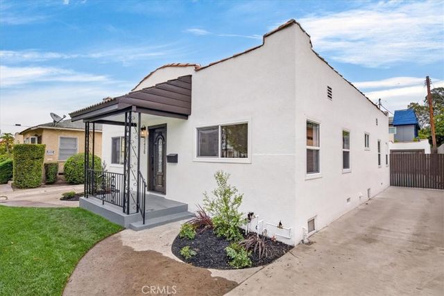 2430 S Cochran, Los Angeles, CA 90016