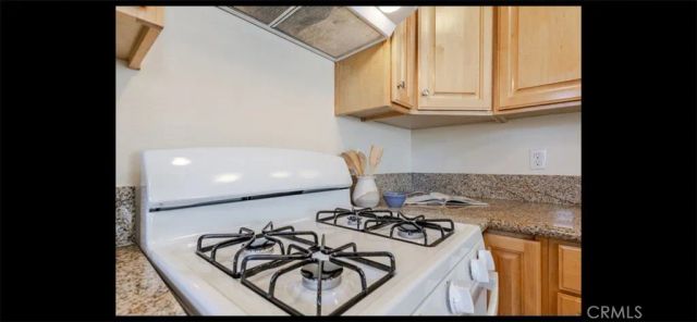 1498 E Topeka, Pasadena, CA 91104
