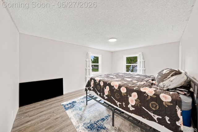 29156 Coolidge Street, Roseville, MI 48066