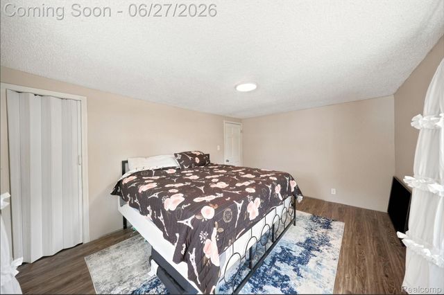 29156 Coolidge Street, Roseville, MI 48066