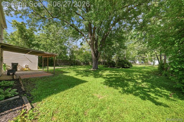29156 Coolidge Street, Roseville, MI 48066