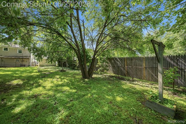29156 Coolidge Street, Roseville, MI 48066