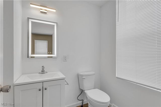 2400 Oberlin Avenue, Lorain, OH 44052