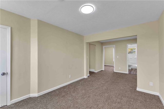 2400 Oberlin Avenue, Lorain, OH 44052