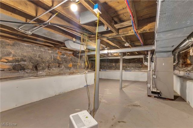 2400 Oberlin Avenue, Lorain, OH 44052