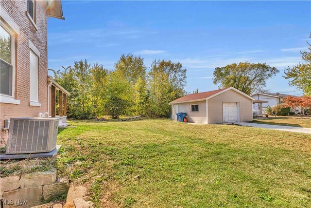 2400 Oberlin Avenue, Lorain, OH 44052