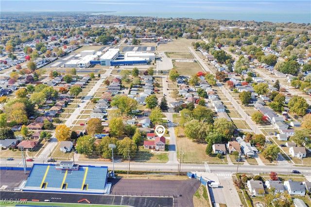 2400 Oberlin Avenue, Lorain, OH 44052