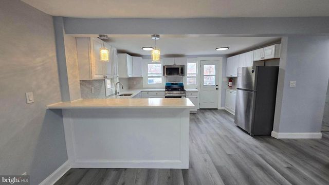 213 OLIVER AVE, Trenton, NJ 08618