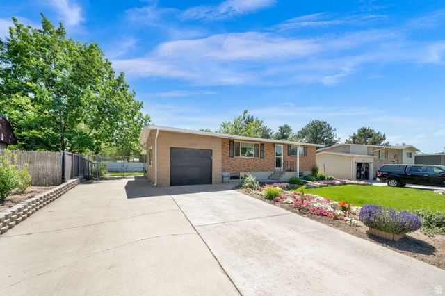 1142 E TURQUOISE WAY, Sandy, UT 84094