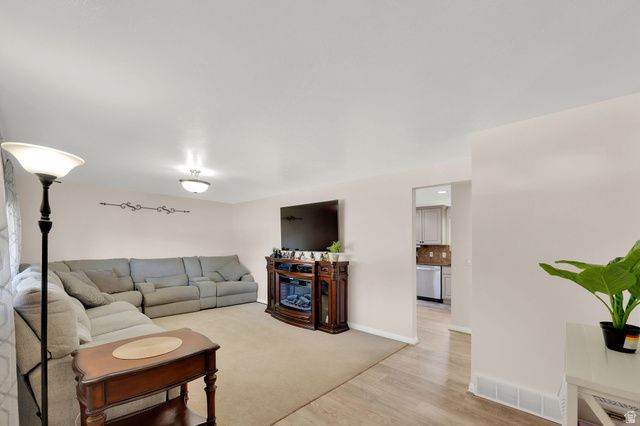 1142 E TURQUOISE WAY, Sandy, UT 84094