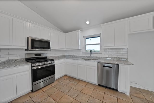 109 Pioneer Court, Waxahachie, TX 75167