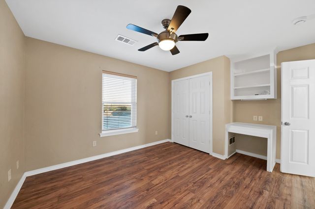 109 Pioneer Court, Waxahachie, TX 75167