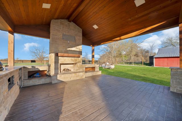 109 Pioneer Court, Waxahachie, TX 75167