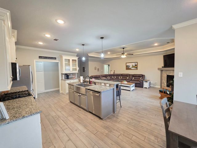 804 Mango Loop, Austin, AR 72007
