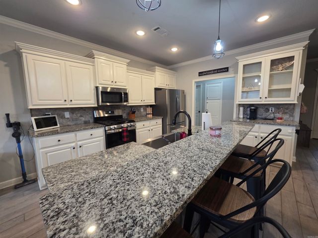 804 Mango Loop, Austin, AR 72007