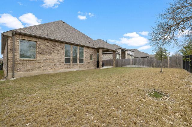 412 Great Lawn BND, Liberty Hill, TX 78642