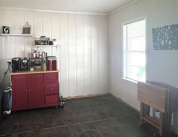 909 Peach Street, El Campo, TX 77437
