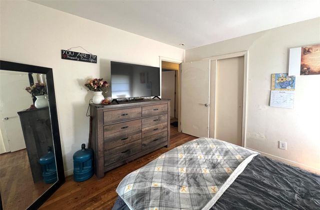 909 Peach Street, El Campo, TX 77437